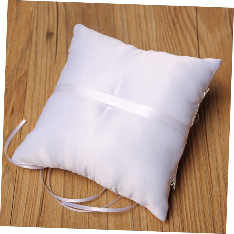 STOBAZA Elegant Lace Wedding Ring Pillow Romantic Heart Shaped Design