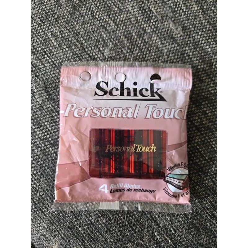 Schick Personal Touch Razor 4 Refill Cartridges Blades Aloe Moisturizing