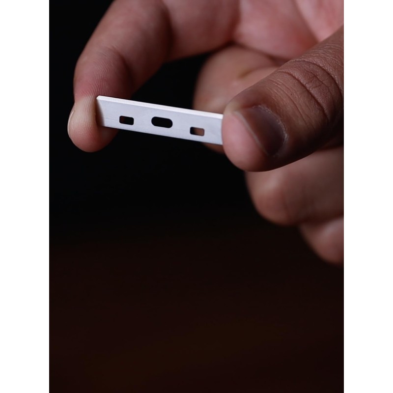 SUPPLY Ultra Premium Single Edge Razor Blades – Black Label,