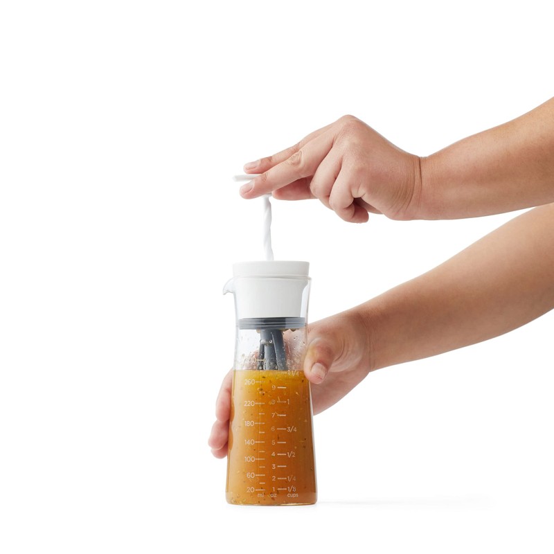 Chef'n 104-758-395 Salad Dressing Mixer, One Size, Baking White/Vintage Indigo