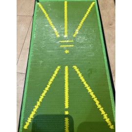 Pro Golf Hitting Mats , Mat 4 Golf Balls 1 Hook  In/outdoor Tough Compact