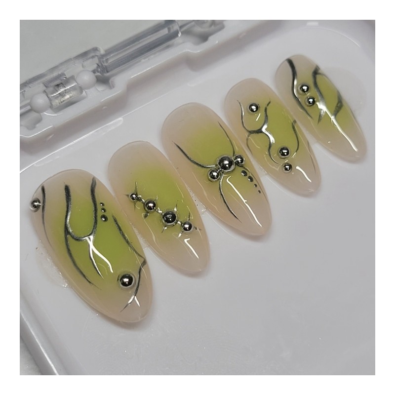 Lucky Strike - Premium Almond / Lucky Strike - 프리미엄
