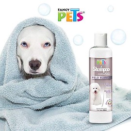 Fancy Pets Essentials Shampoo para Pelo Blanco de Perro con 250 Milítros