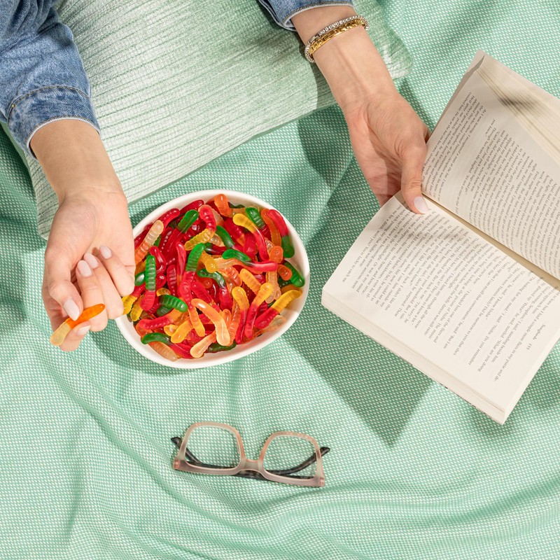 Albanese Candy Mini Assorted Fruit Gummi Worms Gummi Candy, Assorted