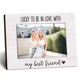 DUXMNAMG Friends 4x6 Picture Frame, Friendship Photo Frame, Best Friends Frame, Friendship Gifts for Women Friends, Lucky To Be in Love with My Best Friend Photo Frames for Desk Shelf Decor