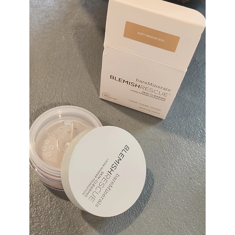 Base en polvo suelo para limpiar la piel Bareminerals Blemish