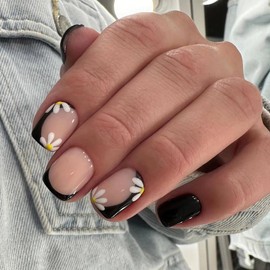 Press on Nails Short Square Black French Fake Nails Nude Full Cover Daisy Flower False Nails with Designs Matte Glue on Nails Cute Acrylic Nails Manicure Artificial Nails for Women Girls 24Pcs