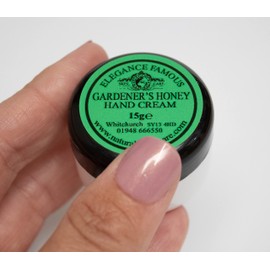 Famous Gardeners Honey Hand Cream 15g Recommended By BBC Gardeners World 2024 Elegance Natural Skin Care MULTI AWARD WINNING Handcream Dry Rough Working Hands Split Fingers Trial Pocket Handbag Size