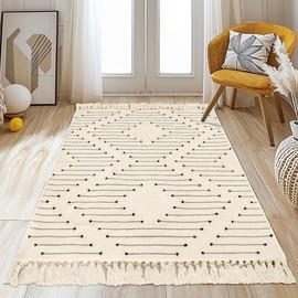 Tritard Boho Washable Area Rug 3x5 - Woven Cotton Entryway Bedroom Lightweight Throw Rugs with Tassels Farmhouse Aztec Low Pile Thin Carpet for Kitchen, Bathroom, Entrance, Living Room, Beige Cream
