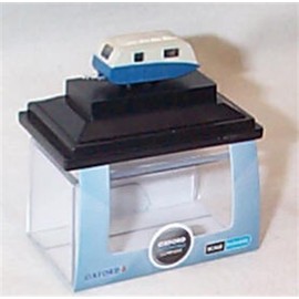 Oxford Blue/Cream Caravan Vehicle 1:148 scale diecast model