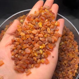 ELEGAMBER Natural Baltic Amber raw Stone, Healing Grade Crystal Slice, Multi-Purpose Healing Stone Used for Healing, Mental Energy, Fish Tank Decoration, Yoga, Meditation, Crafts, Healing Pillow Filling 1KG