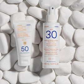 KORRES YOGHURT Sonnenspray-Emulsion für Gesicht & Körper SPF50+, schnell einziehend, spendet lang anhaltende Feuchtigkeit, wasserresistent, 150 ml