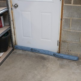 PIG Mildew-Resistant Absorbent Sock | Water Absorbing Snake | 3" W x 4' L | Absorbs up to 1 gal per Sock | 4 Count | PIG106