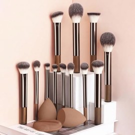 Set de brochas de maquillaje mini para principiantes, set de brochas de maquillaje profesionales, un set para maquillar todo el rostro. (Coffee color)