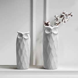 LIZOFER Owl Ceramic Vase Set of 2 for Living Room Bedroom 9.45'' and 8.27'' Modern White Fake Flower Plant Vases for Home Decor Office Table Shelf Fireplace Retro Rustic Farmhouse Vintage Classic Gift