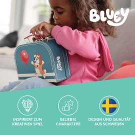 Micki Bluey Children's Cardboard Suitcase - Durable and Durable Kids Suitcase, 20 cm, Lightweight and Colourful Design, Perfect for Preschool and Travel, with Popular Bluey Figures, blue