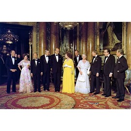 24x36 gallery poster, Leaders of the G7 states, members of the royal family and Queen Elizabeth II, President Jimmy Carter, London, 1977