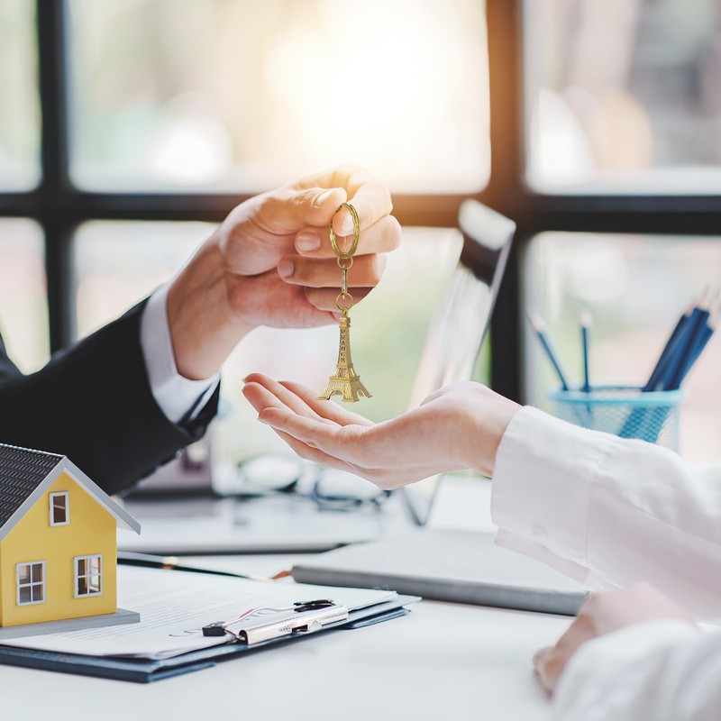 ifundom Eiffel Tower Keychain, 12 Pieces Eiffel Tower Keyring Retro