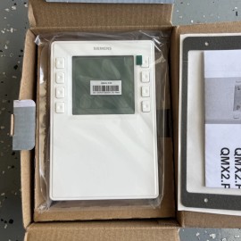 Siemens Room Thermostat with Local Display QMX3.P43