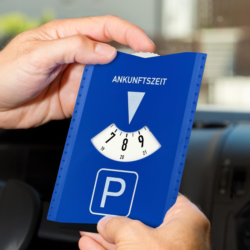 Truento Parking Disc with Ice Scraper and Rubber Lip Made