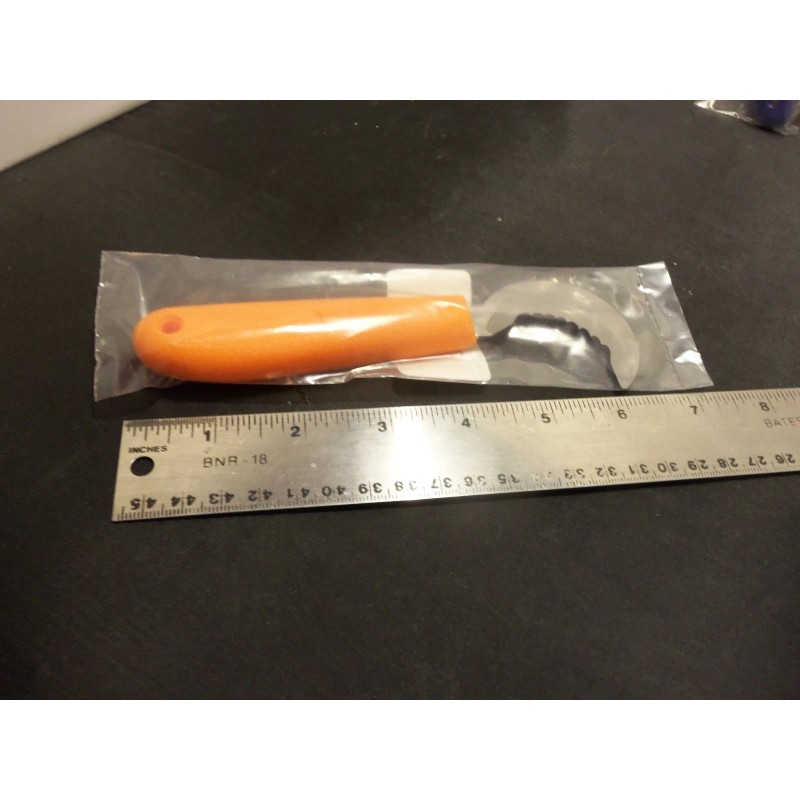 TAKUMASHii 6 1/2" Harvest Knife, Grape, Melon ,3"Curved Serrated Stainless