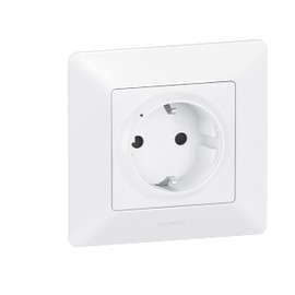 Legrand, Valena Life with Netatmo Wireless Socket 16 A, 3680 W, Switchable, Local Control or via the App or Voice Assistant (Alexa, Siri, ...), Integrated Fuse Against Overload, 752194