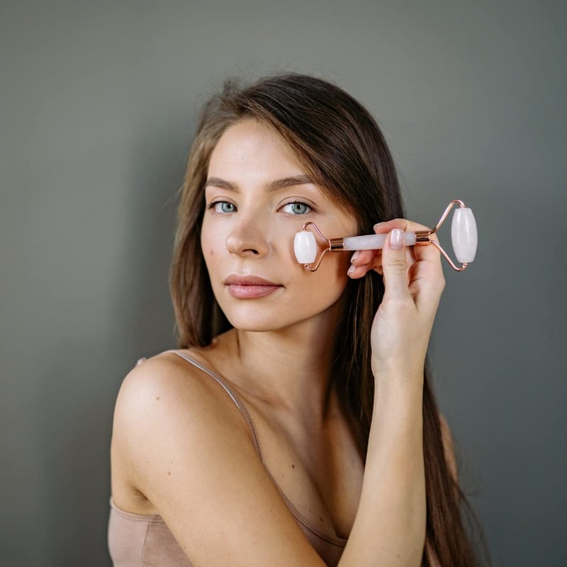 Face Roller and Gua Sha Stone Massage Set in 2