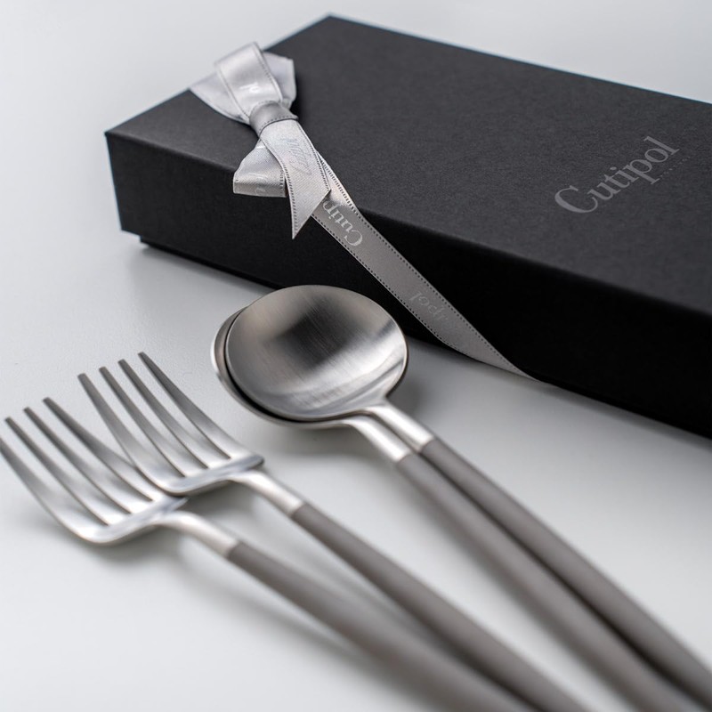 Cutipol GOA Warm Gray/Matte Silver Dessert (2 Forks and Spoons)