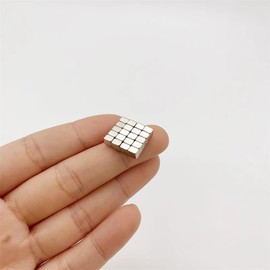 150 Pieces 4x4x3mm Small Fridge Magnets for Crafts Refrigerator Whiteboard Kitchen Office Magnet