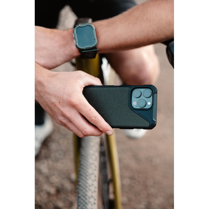 UAG Suprmen Metropolis LT Magnetic Kevlar Black