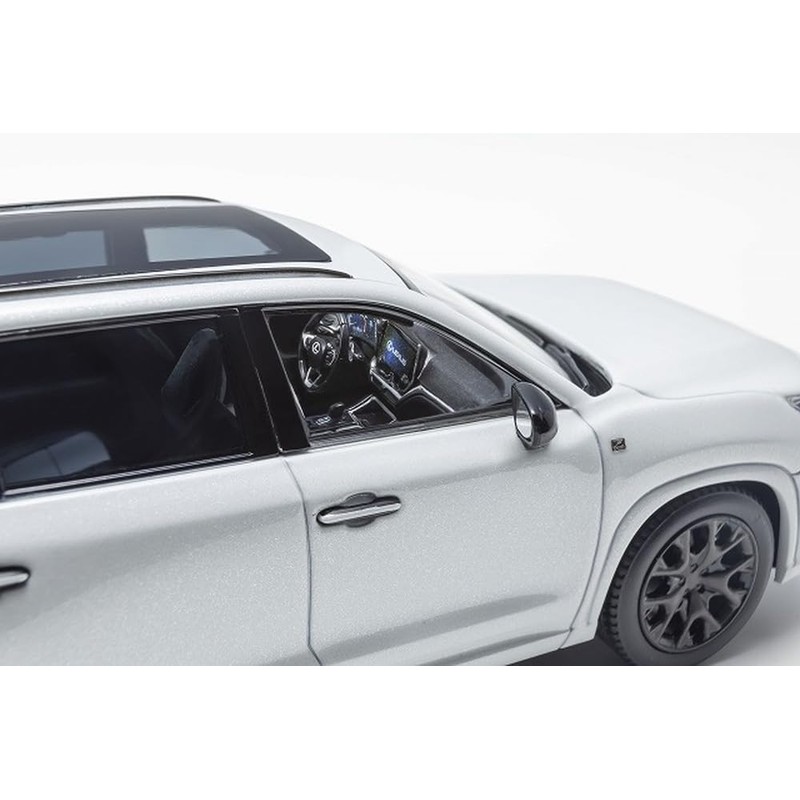 Kyosho Original KS03923FPW 1/43 Lexus TX 500h F Sport Performance