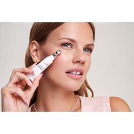 NEO MAKE UP Intense Serum Concealer - Beauty Highlighter - Concealer Dark Circles - Eye Care - Glow Up - Eye Roller Cooler - Eye Cream Against Dark Circles - Colour Corrector - 04 Gold