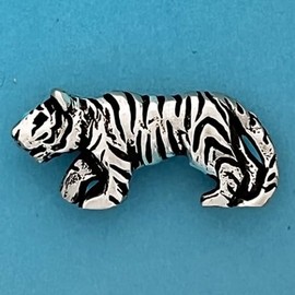 Basic Spirit Tiger Miniature Figurine Handcrafted Gift for Home Decorative Collection, Silver, MNS-25
