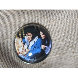 GLASS DOME PIC BUTTON 1970s - ELVIS, LISA MARIE & PRISCILLA - 1 INCH