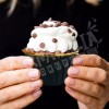 Grupo Carnavallia Capacillo Estándar Cupcake Negro Dorado Metálico 50 Pz