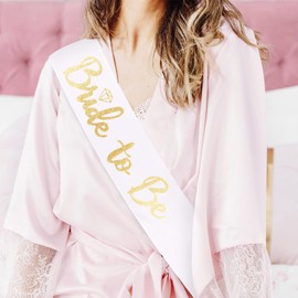 CIEHER Bride to Be Sash Bride Sash Glitter Bachelorette Sashes for Bride Bridal Shower Decorations Bachelorette Party Favors - White & Gold