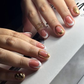 24Pcs White French Tip Press on Nails Short Gilding Fake Nails with Gold Figure Design Nude False Nails Glossy Full Cover Artificial Glue on Nails Cute Stick on Nails with for Women DIY Manicure Salon