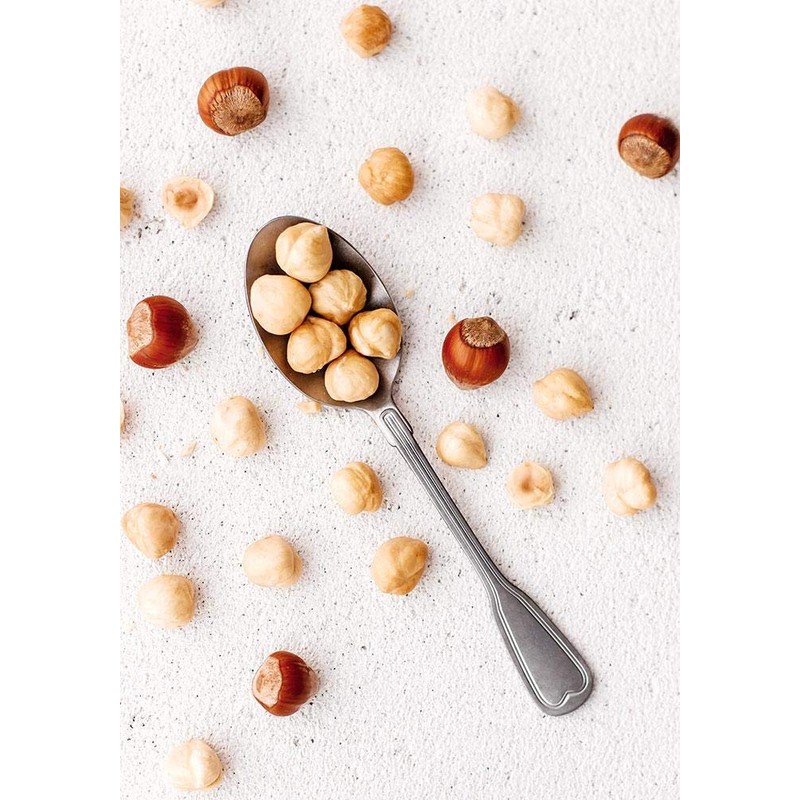 Anna and Sarah Roasted Unsalted Blanched Turkish Hazelnuts in Resealable