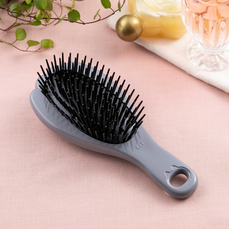 Kai Corporation Cat Poly Hair Brush, Hair Brush, Belly Brush,