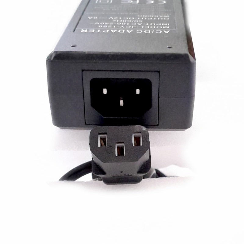 Zen Zen Eliminador cargador Transformador De 12 volts 8 ampers