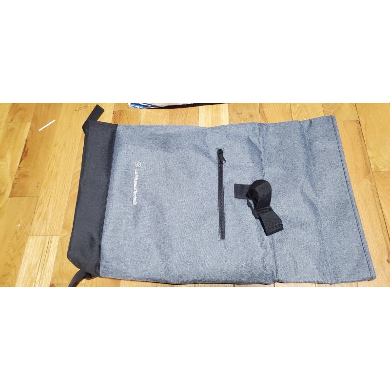 LUFTHANSA TECHNIK BAG PACK NEW. 17x16x4"