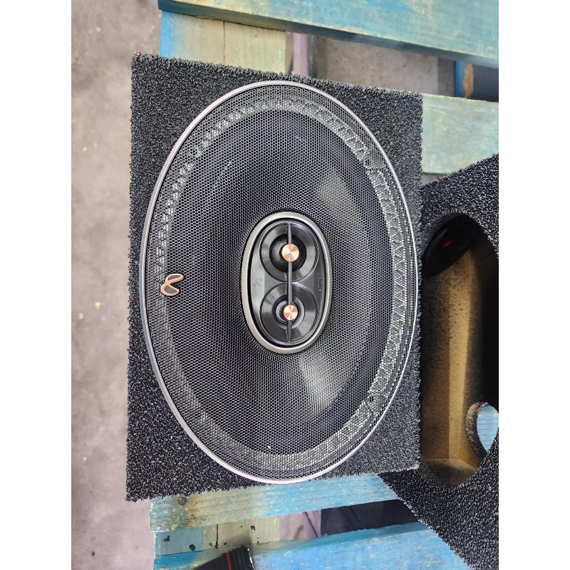 Kuztomboxes Dual 6x9" Universal Speaker Boxes Heavy duty Liner Sprayed