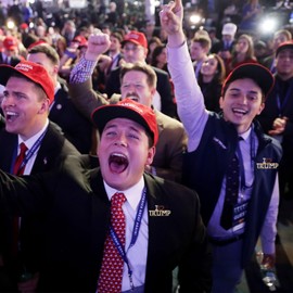 American Flag Pins 2024 American Flag Lapel Pins 2024 Crystal Lapel Brooch Memorabilia Gift for 2024 United States Presidential Election