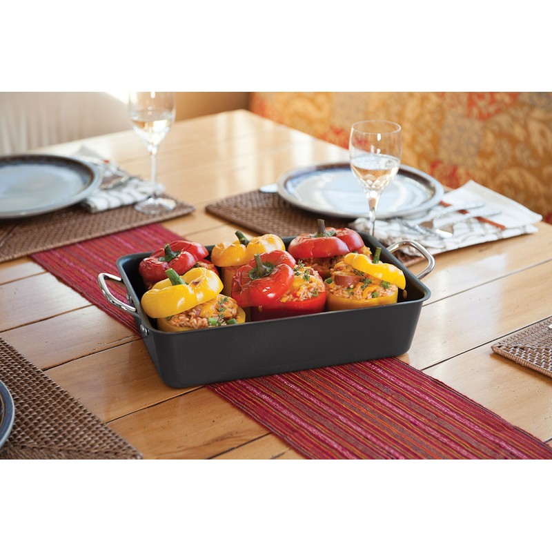 Nordic Ware Oven Essentials Medium Roaster