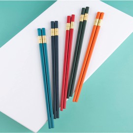 Chopsticks, Reusable Chopsticks, 5 Pairs Dishwasher Safe Metal Chopsticks, Easy to Use, Square Lightweight Chop Sticks。Matte Non-Slip Family/ Hotel/ Restaurant Japanese Chinese Chop Sticks, Christmas Hair Chopsticks ，color Chopsticks.