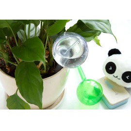 Alotm 10Pcs Plant Watering Bulbs, Automatic Self-Watering Globes Plastic Balls Garden Water Device Watering Bulbs for Plant (Small, Clear)