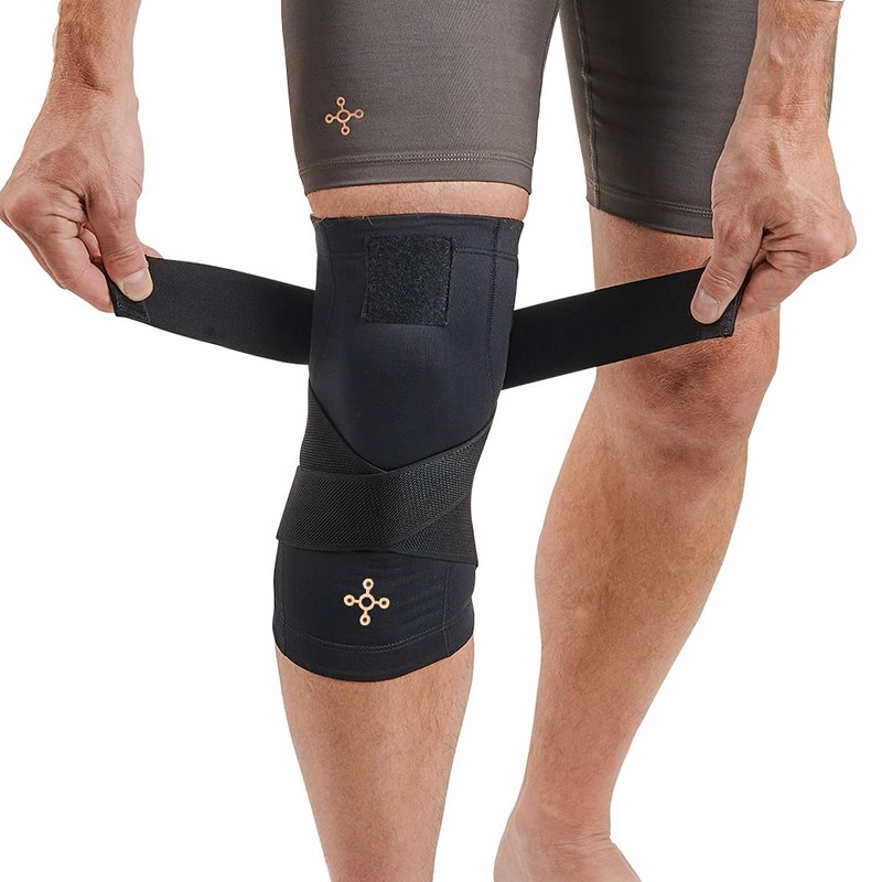 Tommie Copper Pro-Grade Compression Knee Sleeve, Unisex, Men & Women,