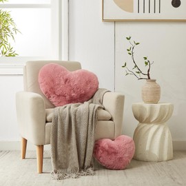 YRXRUS Heart Shaped Pillow, Cute Love Heart Pillow, Small Rose Heart Pillows Gifts, Faux Rabbit Fur Love Coquette Room Decor, Throw Pillows for Her, Kids, Girls Home Decoration, 10X11 Inch