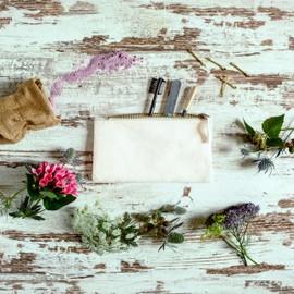 Parent-New Mr. & Mrs. Panda M Make-Up Bag Unicorn Cloud 7, White, Hand drawn