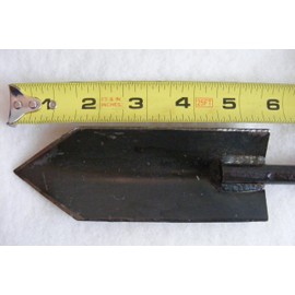 Trap Shack Company D - Handled Trowel - Narrow Blade